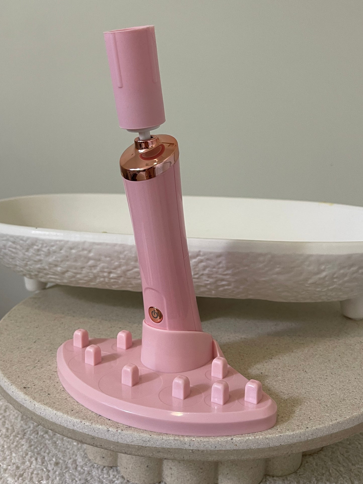 Adhesive shaker