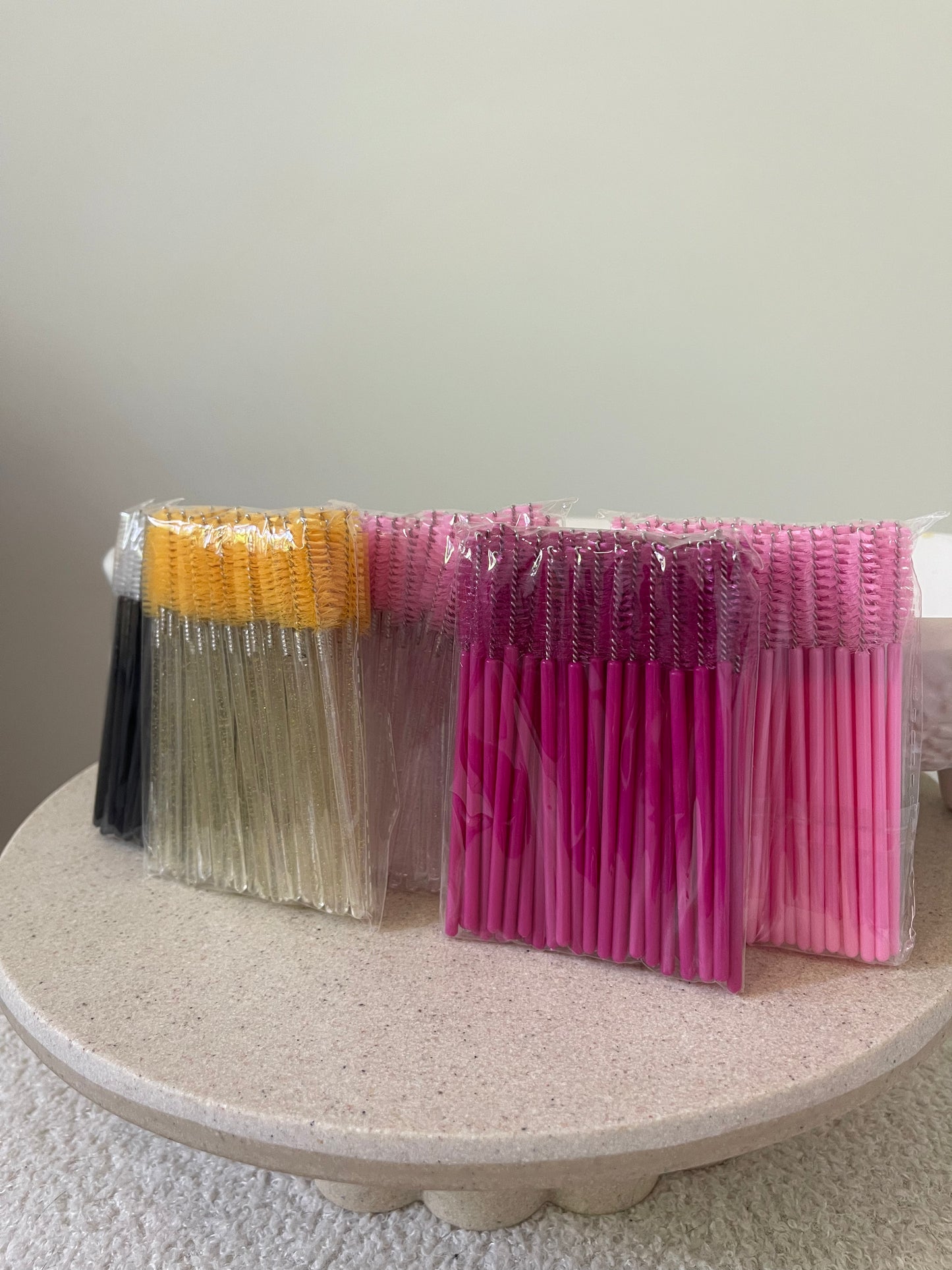 EYELASH BRUSH