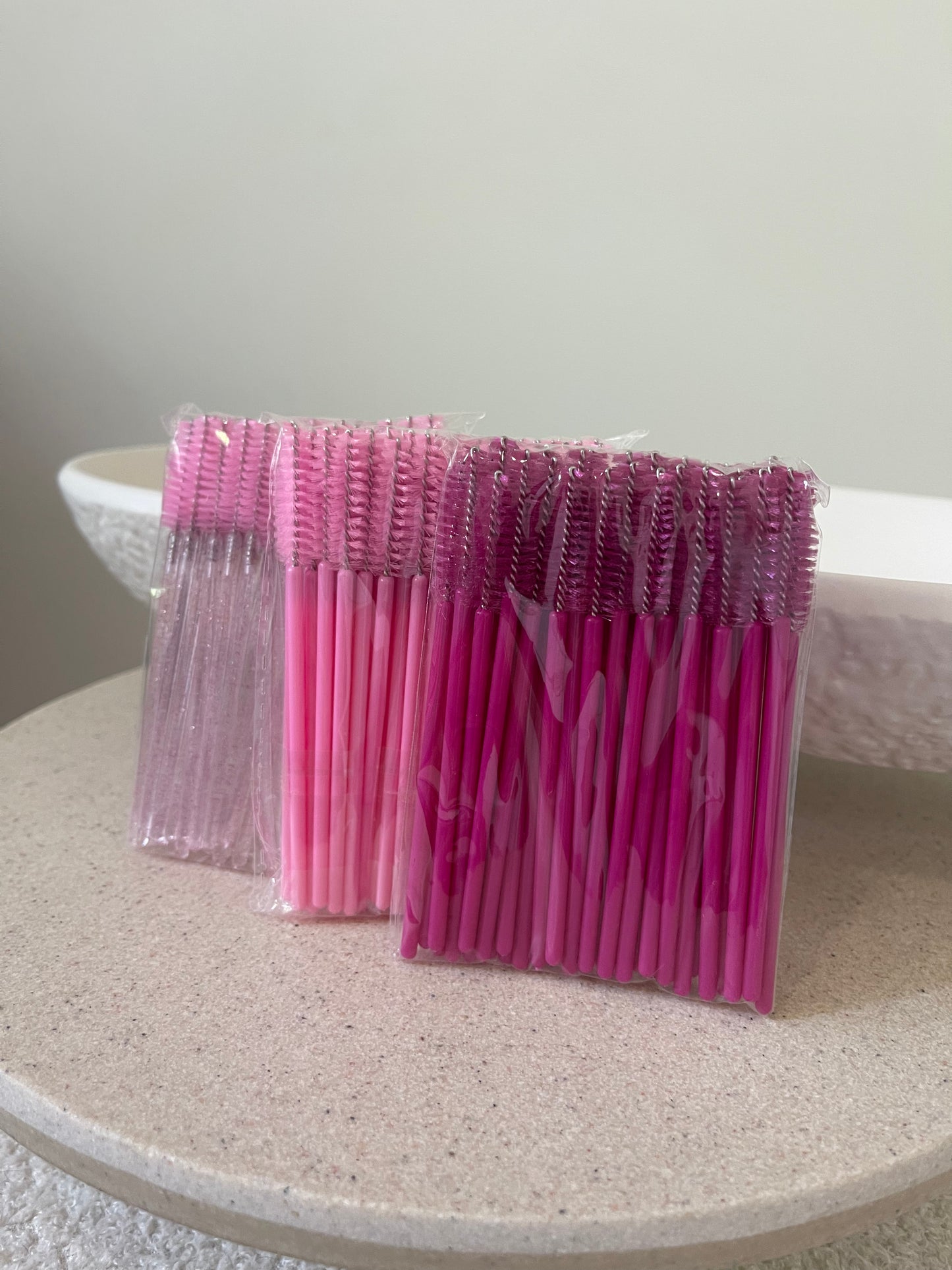 EYELASH BRUSH
